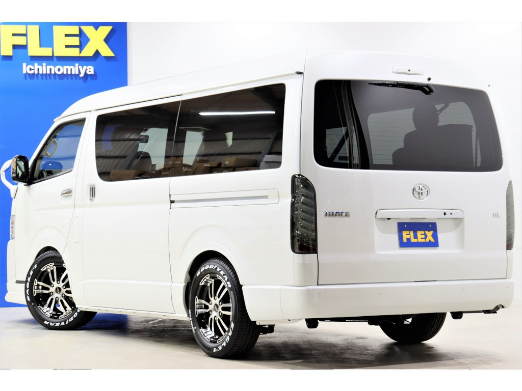 FLEXランクルハイエース一宮店！！国道２２号線沿いの広々店舗！！お問い合わせは、0586777753まで