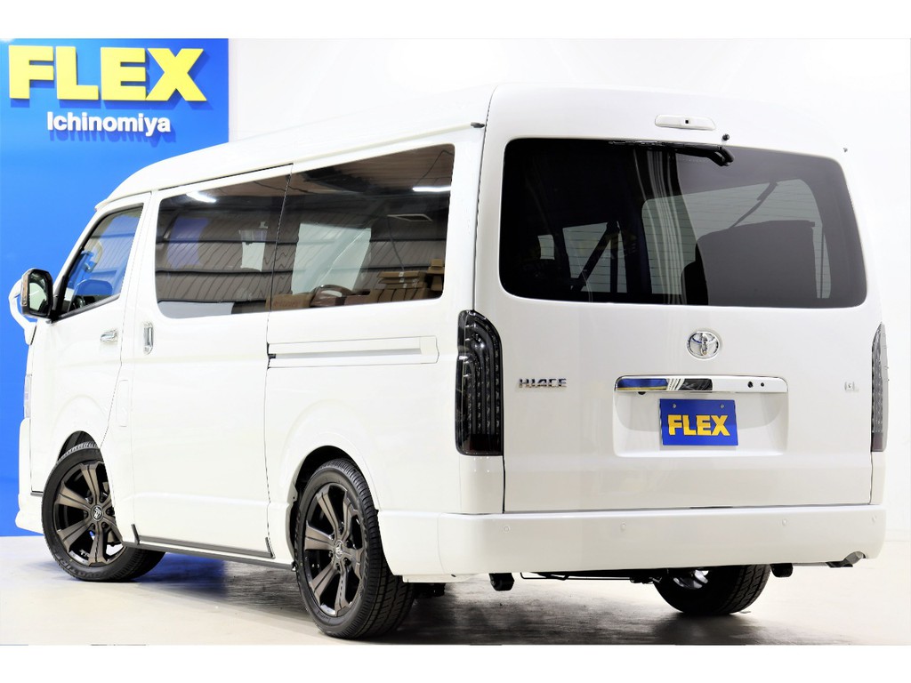 FLEXランクルハイエース一宮店！！国道２２号線沿いの広々店舗！！お問い合わせは、0586777753まで