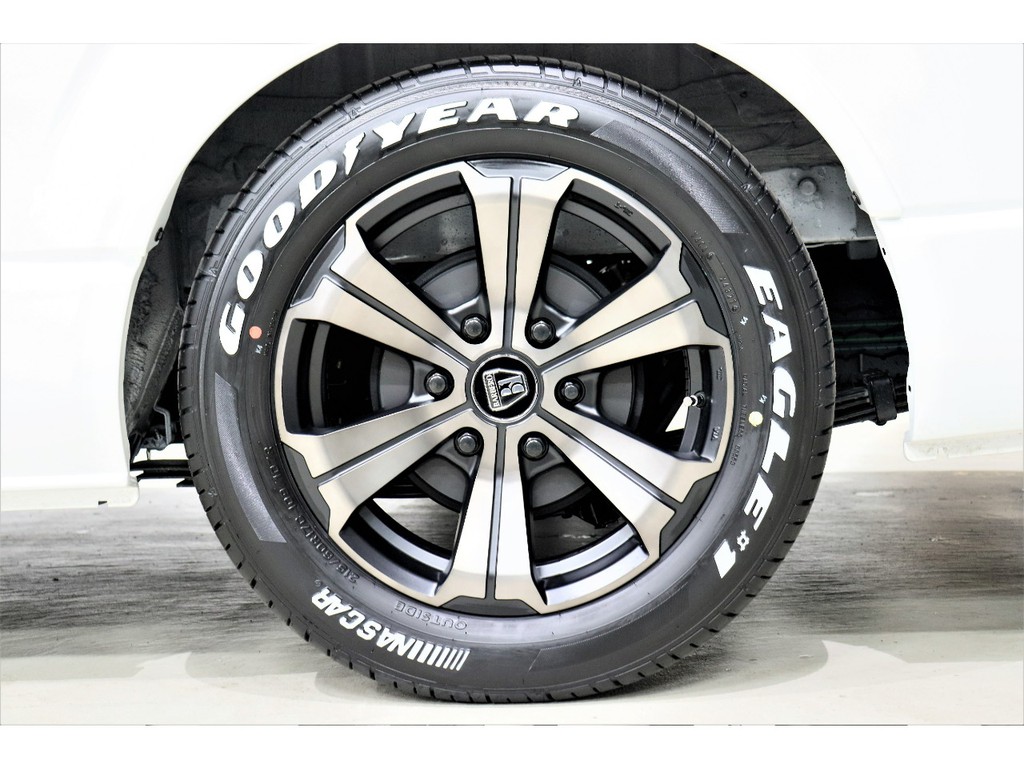 オリジナルカラーバルベロ１７インチアルミホイール