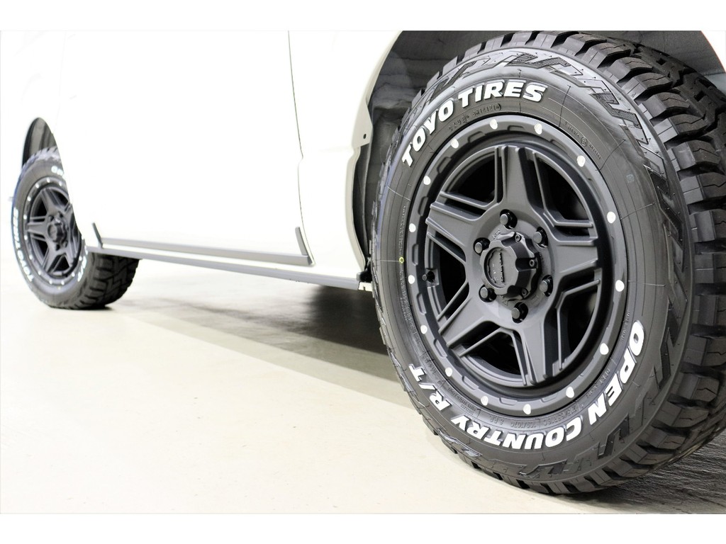 ＴＯＹＯオープンカントリータイヤを装着
