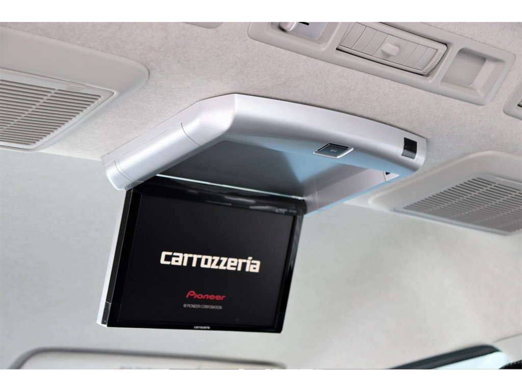 カロッツェリア製フリップダウンモニター