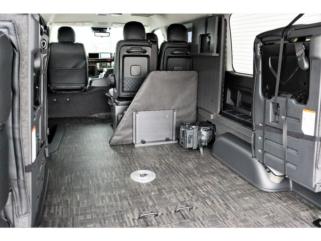 ベッドマットは収納可能です