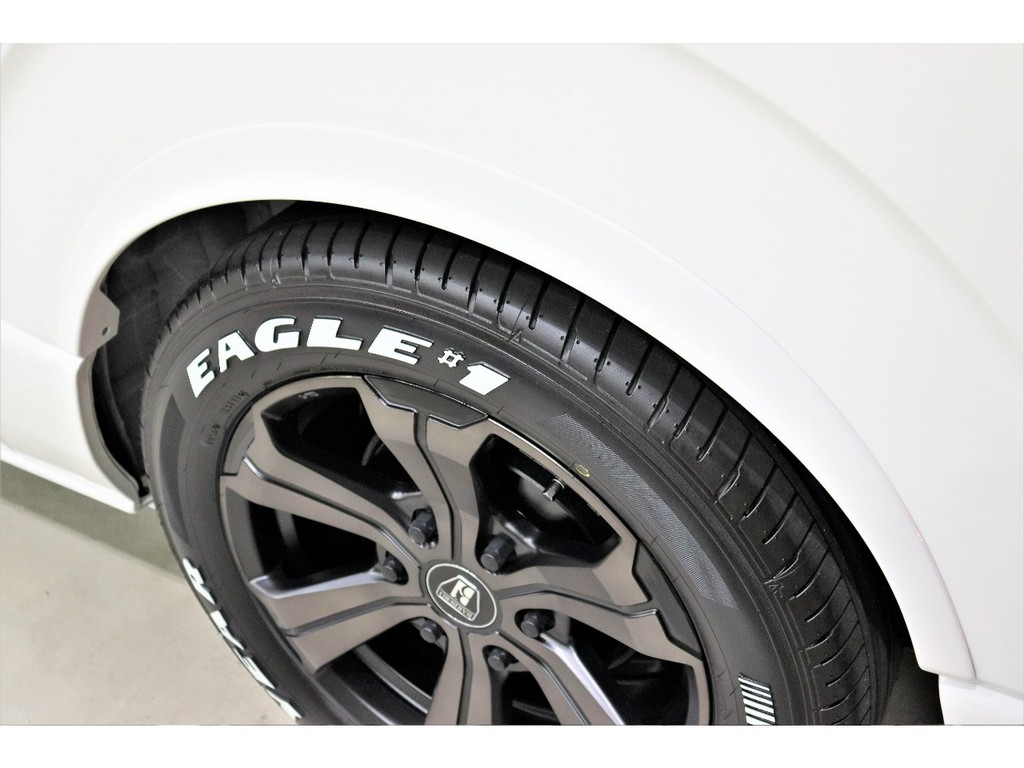 オリジナルオーバーフェンダー装着で車検対応です