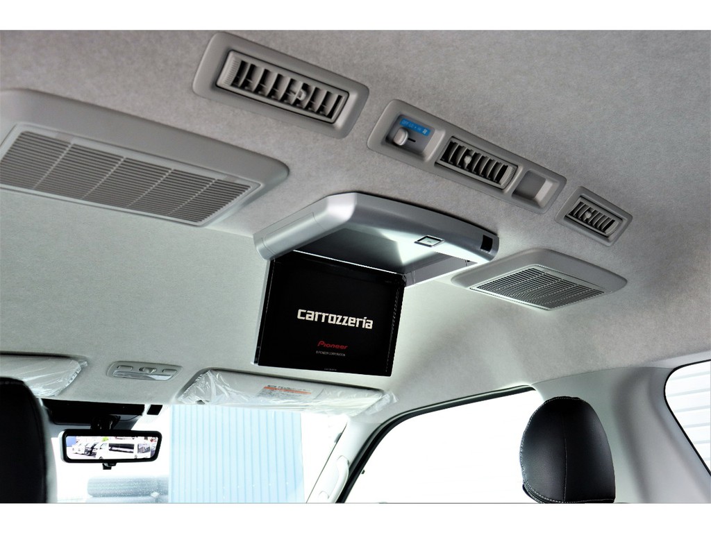 あると嬉しいフリップダウンモニター