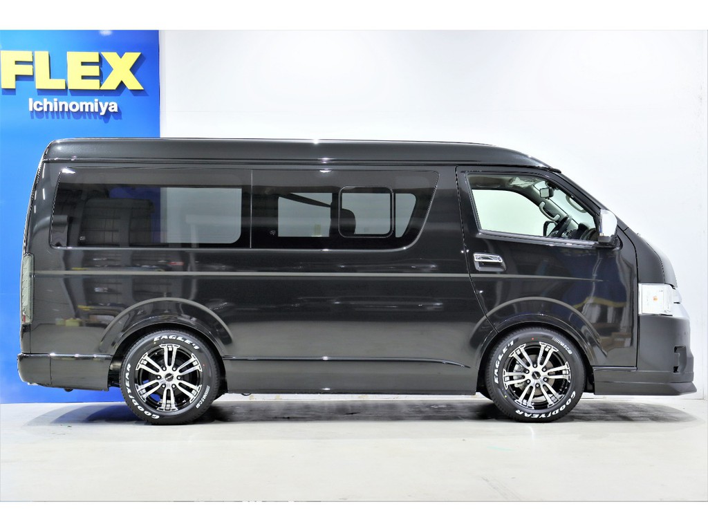 ローダウンを行うことで車両への乗り降りも快適になります♪