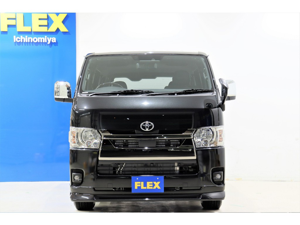 外装をFLEXオリジナルパーツでそろえた一押しの一台です！