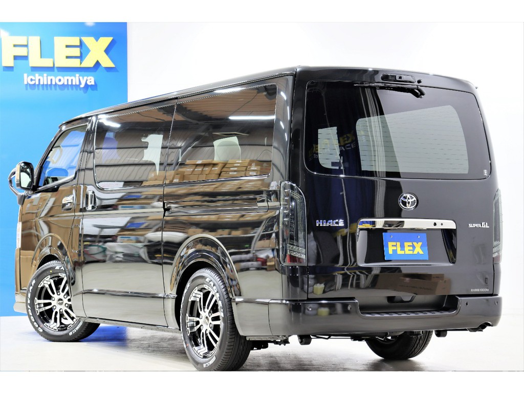 FLEXランクルハイエース一宮店！！国道２２号線沿いの広々店舗！！お問い合わせは、0586777753まで