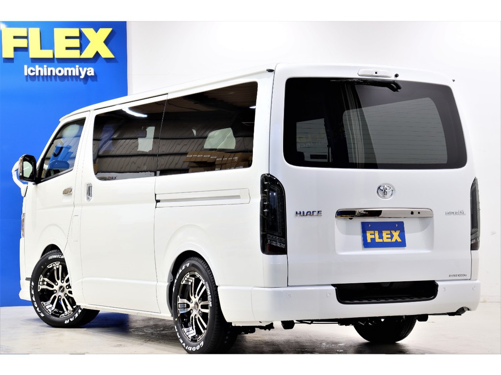 FLEXランクルハイエース一宮店！！国道２２号線沿いの広々店舗！！お問い合わせは、0586777753まで