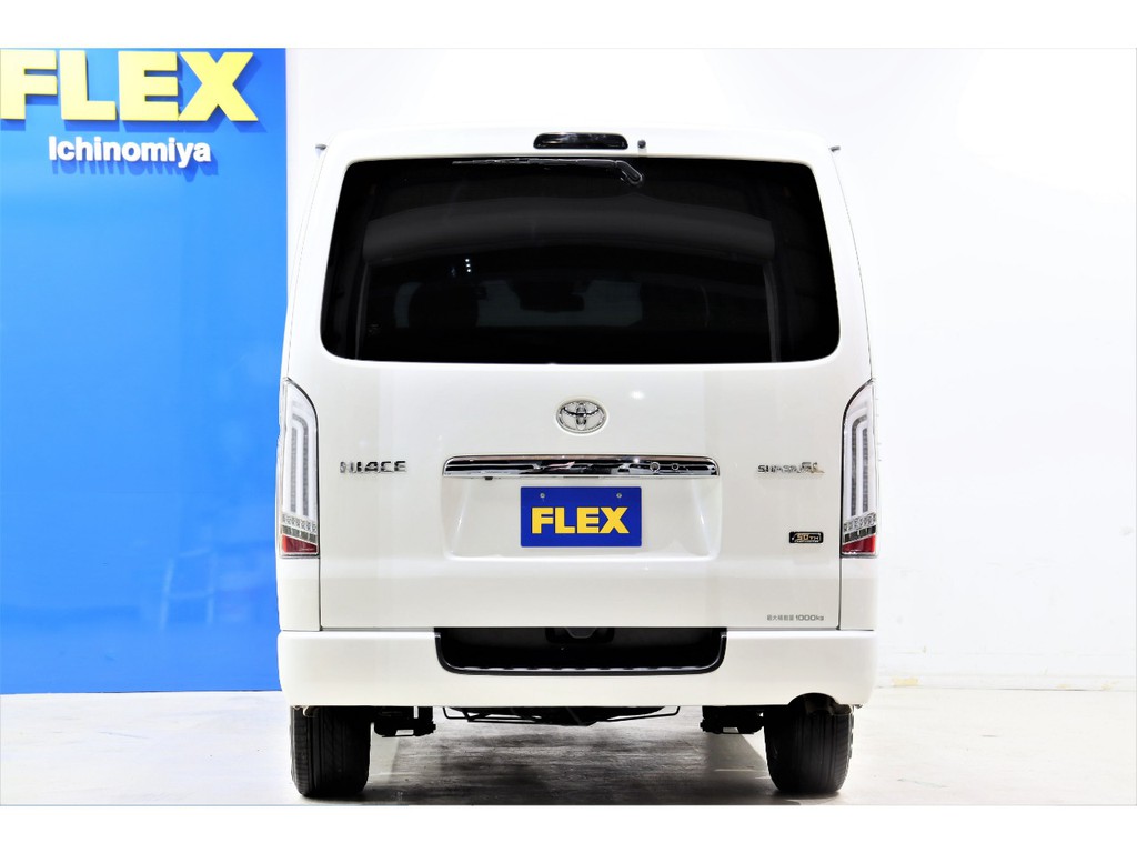 FLEXランクルハイエース一宮店！！国道２２号線沿いの広々店舗！！お問い合わせは、0586777753まで