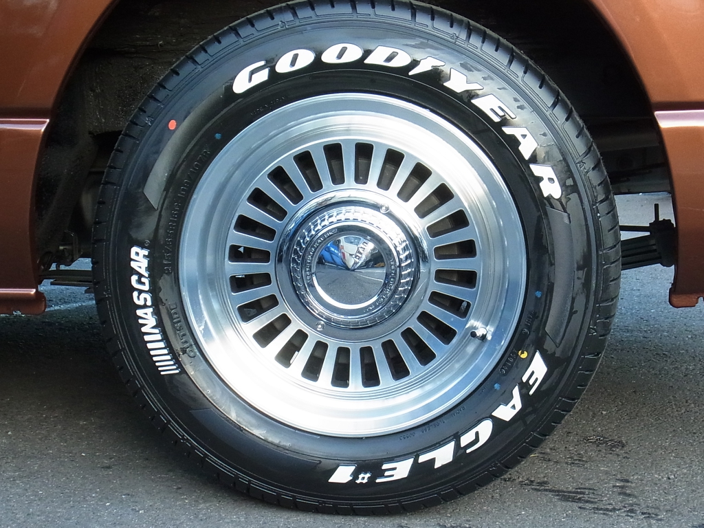 新品タイヤ【ＧＹ NASCAR EAGLE＃１】