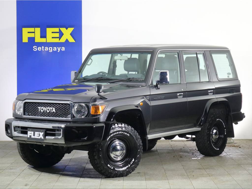 1G3:グレーM　TOYOTAメッシュグリル　ヘッドライトインナーブラック　新品タイヤ＆ホイール