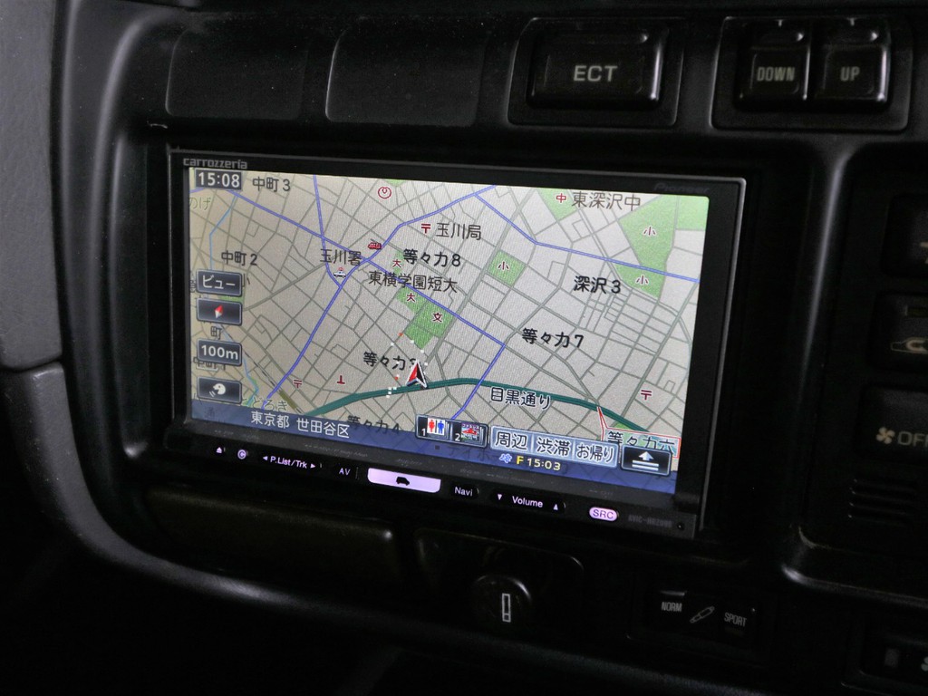 carrozzeria製HDDナビ装着済みです。新品ナビ装着もご相談ください。