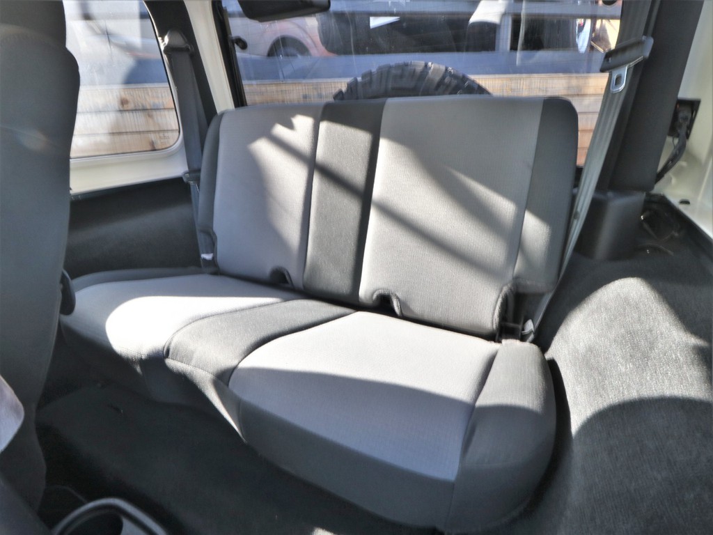 ジープ ラングラー サハラ ハードトップ 4wd 車探しなら中古車 新車の専門店flex フレックス へ