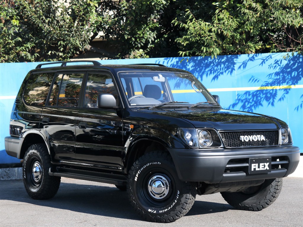 ブラックとメッキで車全体が統一されており、かっこよいです！