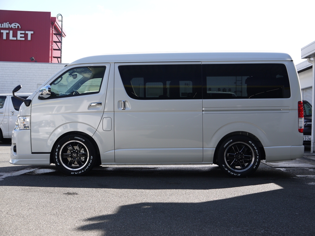 ５０ミリローダウン施工済み！高さ公認取得致しますので車検も安心です♪高さ変更も可能ですのでお気軽にご相談下さい。