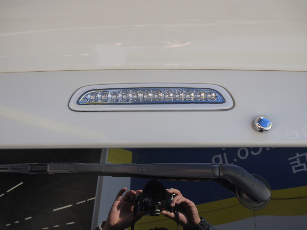 ＬＥＤハイマウントストップランプ！
