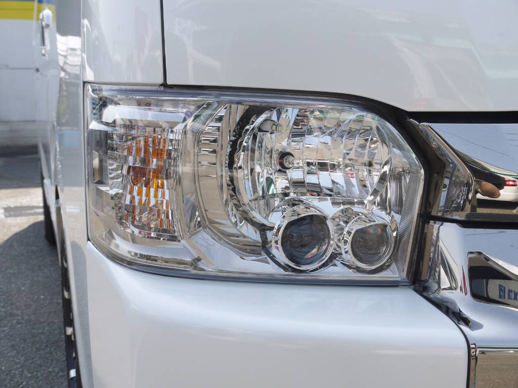 ＬＥＤヘッドライト標準装備！