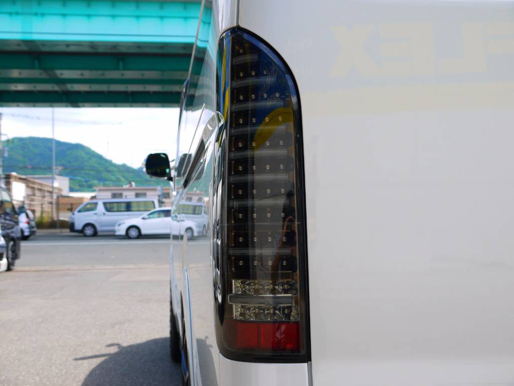 ヴァレンティＬＥＤジュエルＬＥＤテール！