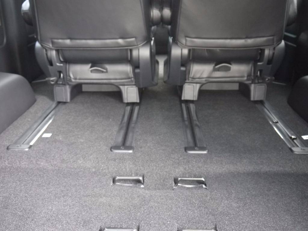 ２列目・３列目にはロングスライド機能を完備！