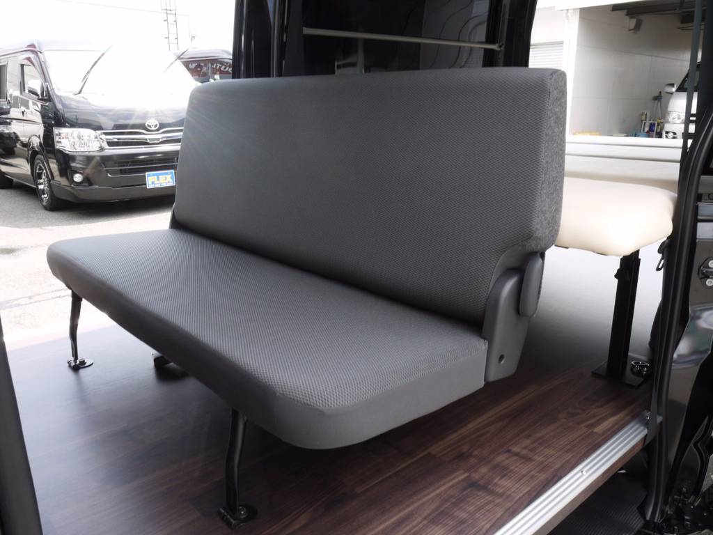 ６名乗車ＯＫ！ご要望に応じてＧＬシートへのグレードアップも承ります！