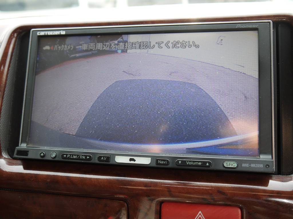バックカメラも完備しております！駐車時も安心です！
