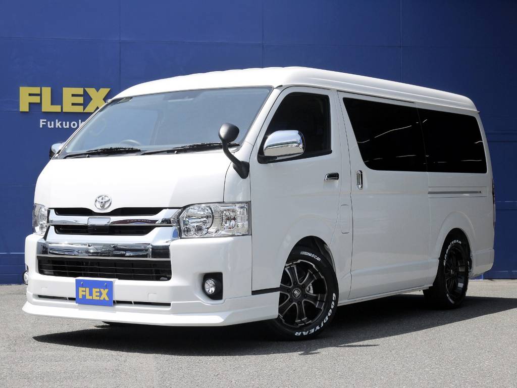 未登録新車ハイエースワゴンＧＬ２．７Ｇ２ＷＤ！人気の室内架装車【ＦＬＥＸアレンジＲ１】完成！