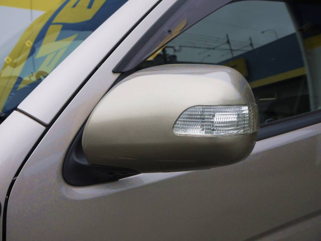 ＬＥＤドアミラーウインカー！