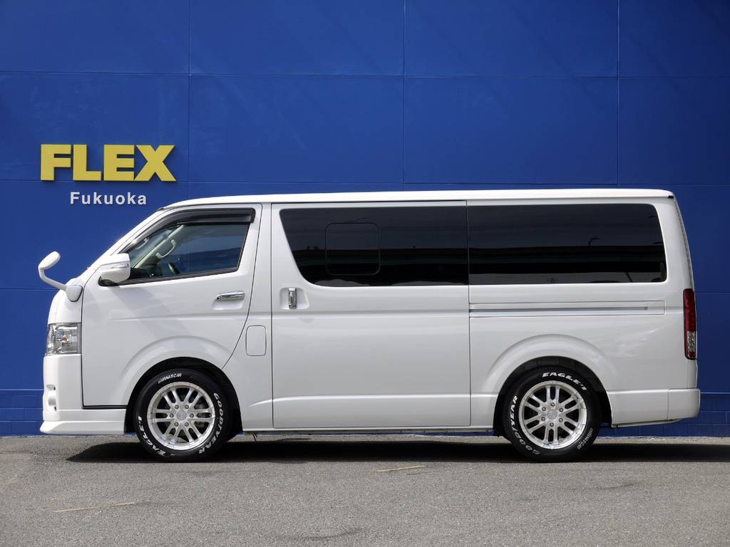 ５０ミリローダウン施工！車高公認取得致しますので継続車検も安心です。高さ変更も可能ですのでお気軽にご相談下さい。