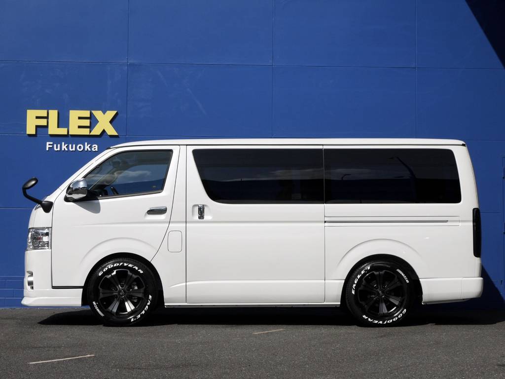 ５０ミリローダウン施工済み！車高公認取得済みですので継続車検も安心です！