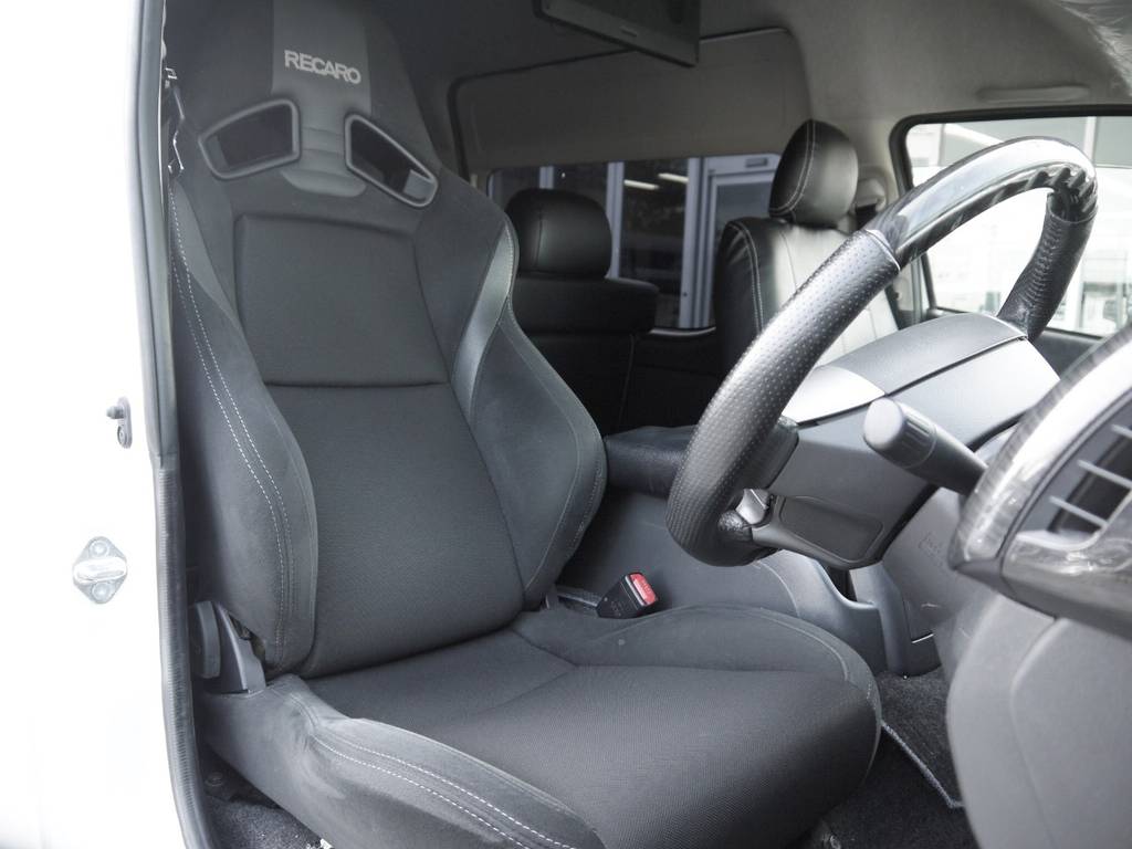 ハイエース　200系　７型　グランドキャビン　運転席シート ハイエース200系7型グランドキャビン運転席シート