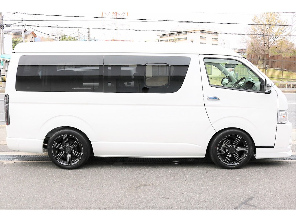 全国納車お受け致します。　お気軽にお問合せ下さいませ。　ＴＥＬ：０７２－７３０－７７６０