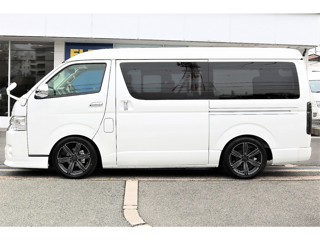 全国納車お受け致します。　お気軽にお問合せ下さいませ。　ＴＥＬ：０７２－７３０－７７６０