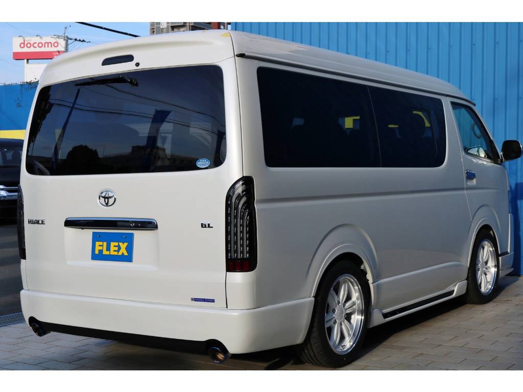 未登録新車　ハイエース　ワゴン　ＧＬ　２７００ｃｃ　ガソリン　２ＷＤ　トヨタセーフティセンス付き