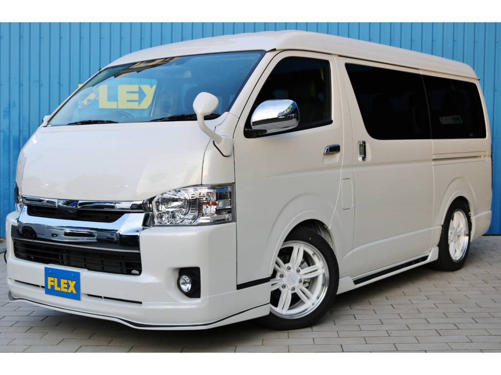 ＴＳＳ付き未登録新車☆４１５コブラフルエアロカスタムパッケージ☆入庫致しました！パールホワイトで統一された、上品なフルエアロスタイルに仕上がりました！！