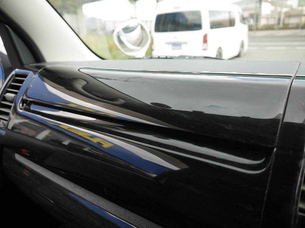 新車時メーカーオプションのＳＲＳエアバッグも完備しております！