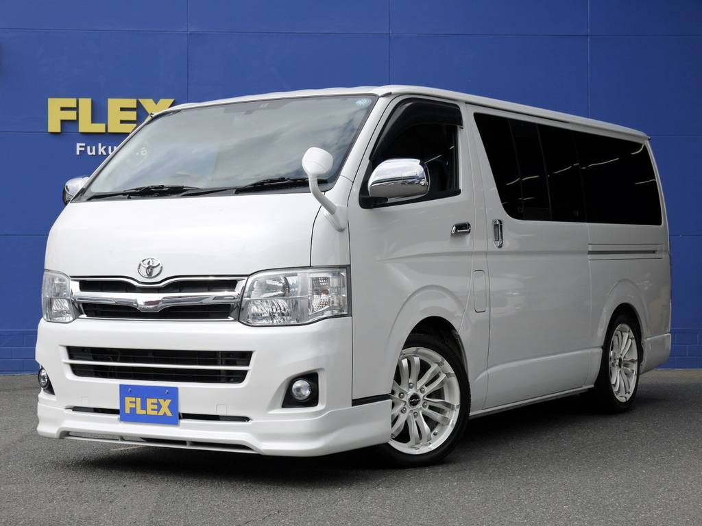 Ｈ２３年式ハイエースＶスーパーＧＬ３０００ＤＴ２ＷＤ。新車時当店製作ワンオーナー車！ワンオフベッド・床パネル他カスタム多数！