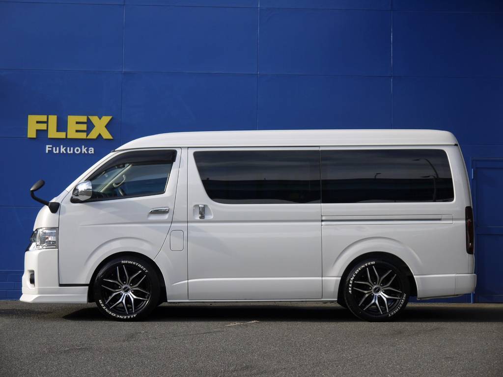 ２インチローダウン施工済み！車高公認取得済みですので継続車検も安心です！