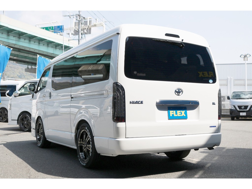 カスタム車で試乗。FLEXのハイエースの良さを体感して下さい。