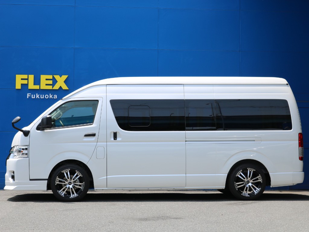 ２インチローダウン施工済み！　車高公認取得致しますので継続車検の際も安心です。更なる車高調整や、純正戻しなどもお気兼ねなくお申し付けください。