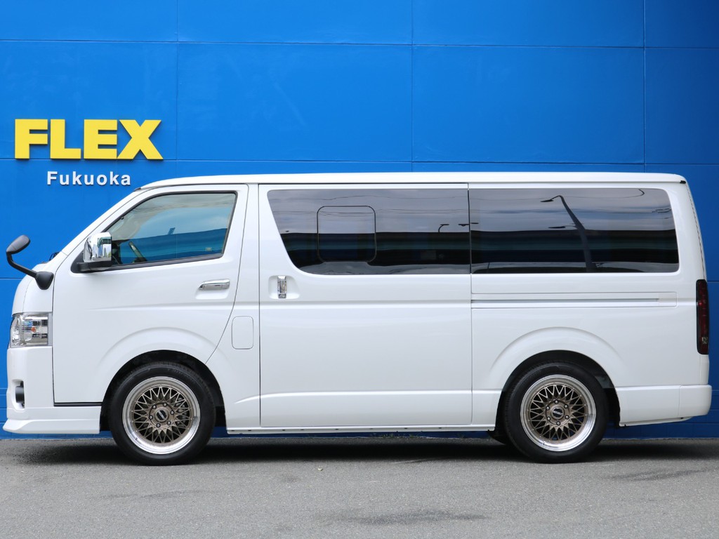 １．５インチローダウン施工済み！　車高公認取得致しますので継続車検の際も安心です。更なる車高調整や、純正戻しなどもお気兼ねなくお申し付けください。
