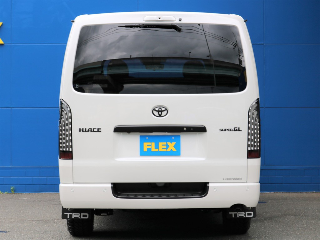 FLEXオリジナルの煌LEDテールでリアビューの格好良さもばっちり！