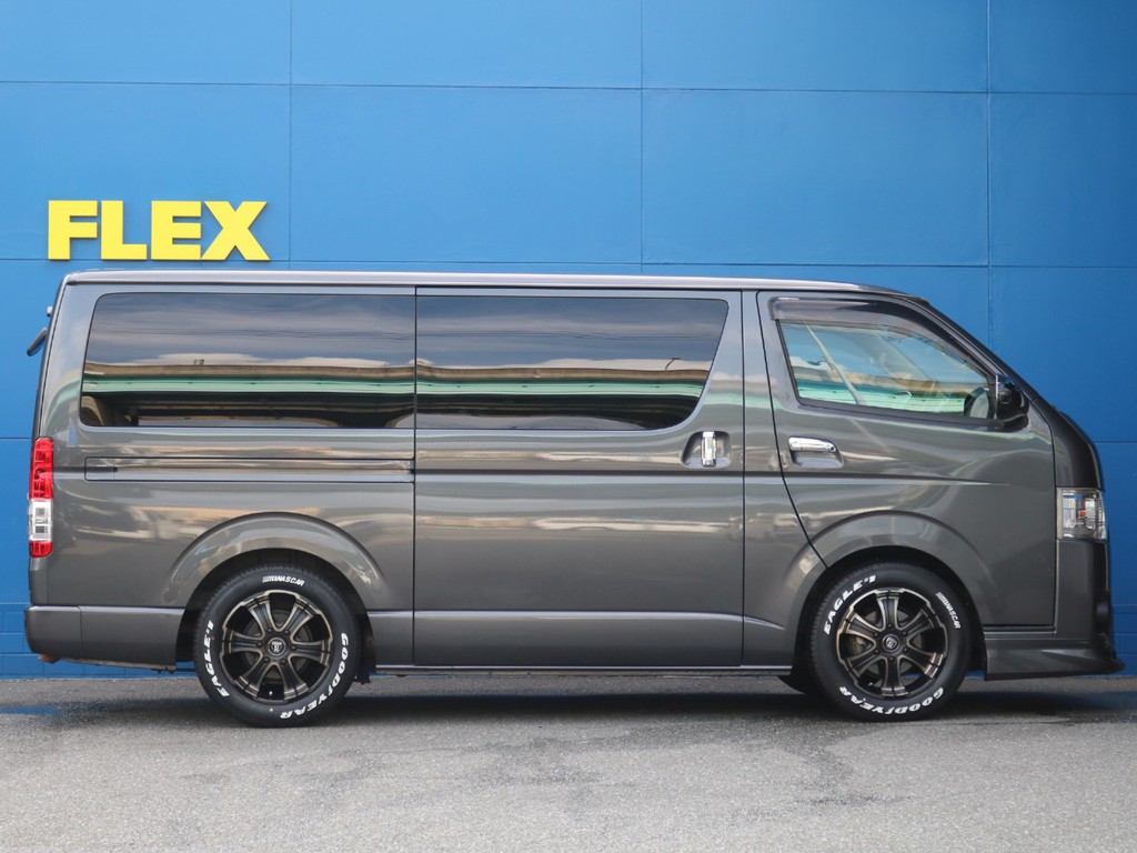 ＦＬＥＸの中古ハイエースは全車1年間走行距離無制限保証付き！安心整備の証拠です！