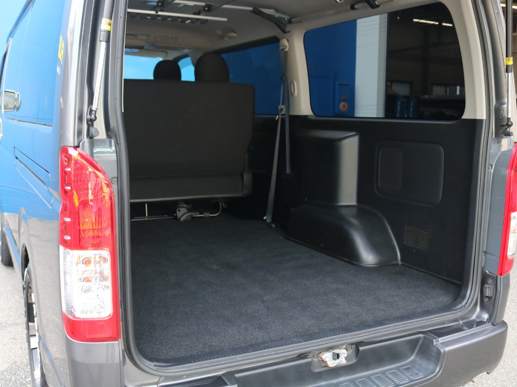 荷物を沢山積むこと事ができる、広々とした室内空間が魅力的です♪