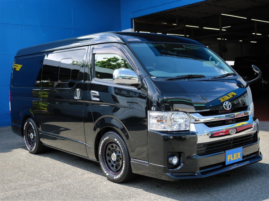 低燃費・高出力の２８００ディーゼルターボ！新車時メーカーオプションのLEDヘッドライト・プッシュスタートも完備。