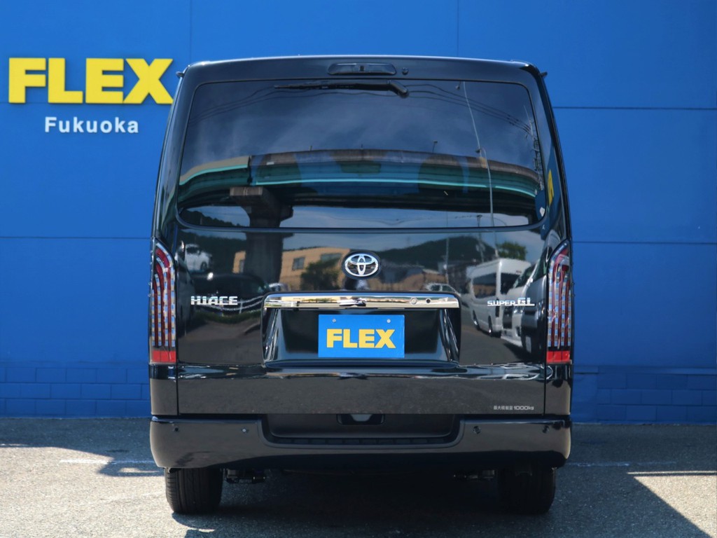 FLEXオリジナル煌レッドＬＥＤテールでリアビューの格好良さもばっちり！