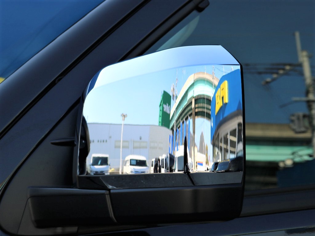 お車の気になる点がございましございましたら、営業スタッフからお写真等をお送りさせていただきます！