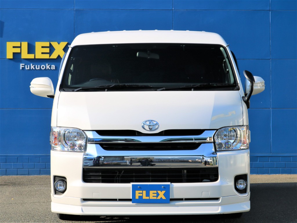 ワゴンでは唯一の５ドア仕様で、オットマン付き４キャプテンシートを搭載した希少車！下取直販ワンオーナー車！内外装カスタム多数！