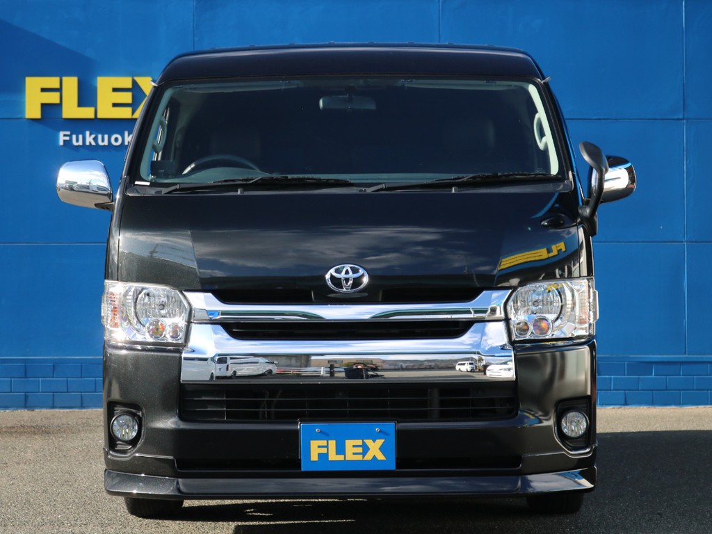 ハイエースをお探しならＦＬＥＸ福岡店へ！　福岡店の展示車両は勿論、全国のＦＬＥＸが保有するハイエースの中から貴方にぴったりの一台をお探し致します！