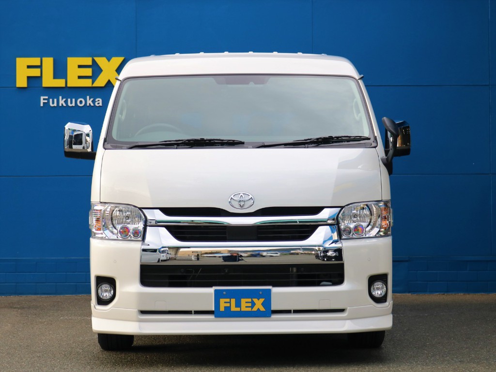 ハイエースをお探しならＦＬＥＸ福岡店へ！　福岡店の展示車両は勿論、全国のＦＬＥＸが保有するハイエースの中から貴方にぴったりの一台をお探し致します！