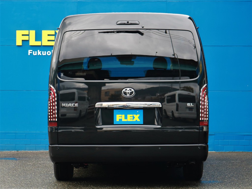 FLEXオリジナルの煌レッドLEDテールでリアビューの格好良さもばっちり！